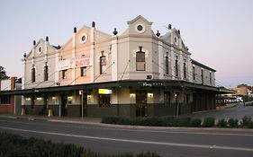 Peden'S Hotel